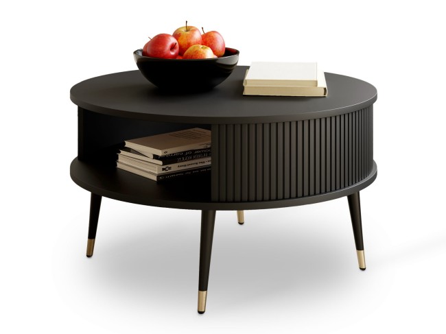 Czarny (białe tło).jpg